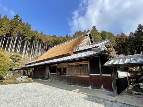 うだ薬湯の宿　やたきや　ご宿泊券　1棟貸し／なつかしいみらいクリエイター　古民家　ホテル　１泊２食付き　８名様　奈良県　宇陀市