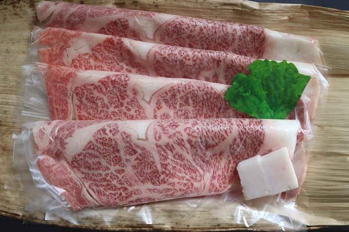 チルド 宇陀里牛 ロース 薄切り シート巻き 約1kg ／ ふるさと納税 ふるさと 牛肉 肉 1kg クラシタ リブロース サーロイン すき焼き しゃぶしゃぶ 焼きしゃぶ 和牛 父の日 正月 お中元 お土産 お歳暮 奈良県 宇陀市 光福久屋