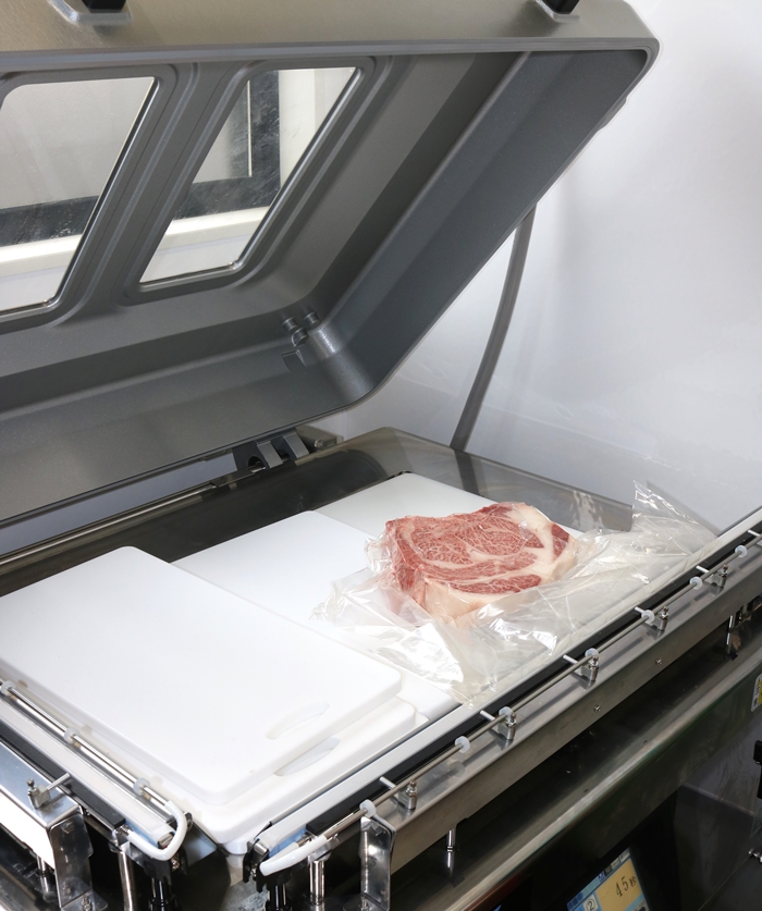 チルド 宇陀里牛 ロース 厚切り ４枚 約２kg ／ふるさと納税 ふるさと 牛肉 リブロース ステーキ キャンプ バーベキュー BBQ 贈答 奈良県 宇陀市 光福久屋