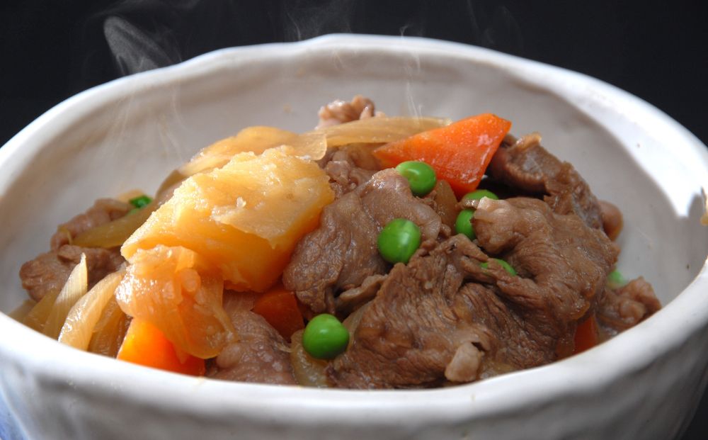 (冷凍) 大和牝牛 お肉 三昧 セット 1700g YMLS5 ／牛丼 肉じゃが カレー すき焼き しゃぶしゃぶ 焼肉 ステーキ 鉄板焼き バーベキュー アウトドア キャンプ 贈答用 贈り物 太田家 奈良県 宇陀市 ふるさと納税