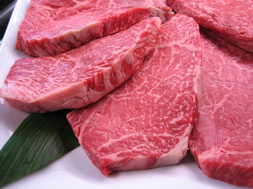 (冷凍） 大和榛原牛 稀少部位 赤身 あっさり もも ランプ ステーキ 150ｇ×2枚 計300ｇ ／ うし源 本店 ふるさと納税 A5 父の日 キャンプ バーベキュー 奈良県 宇陀市 お中元 贈答用 贈り物 暑中見舞い お土産 お歳暮 内祝いまとめ買い 美味しい部位 キャンプ 送料無料 正月