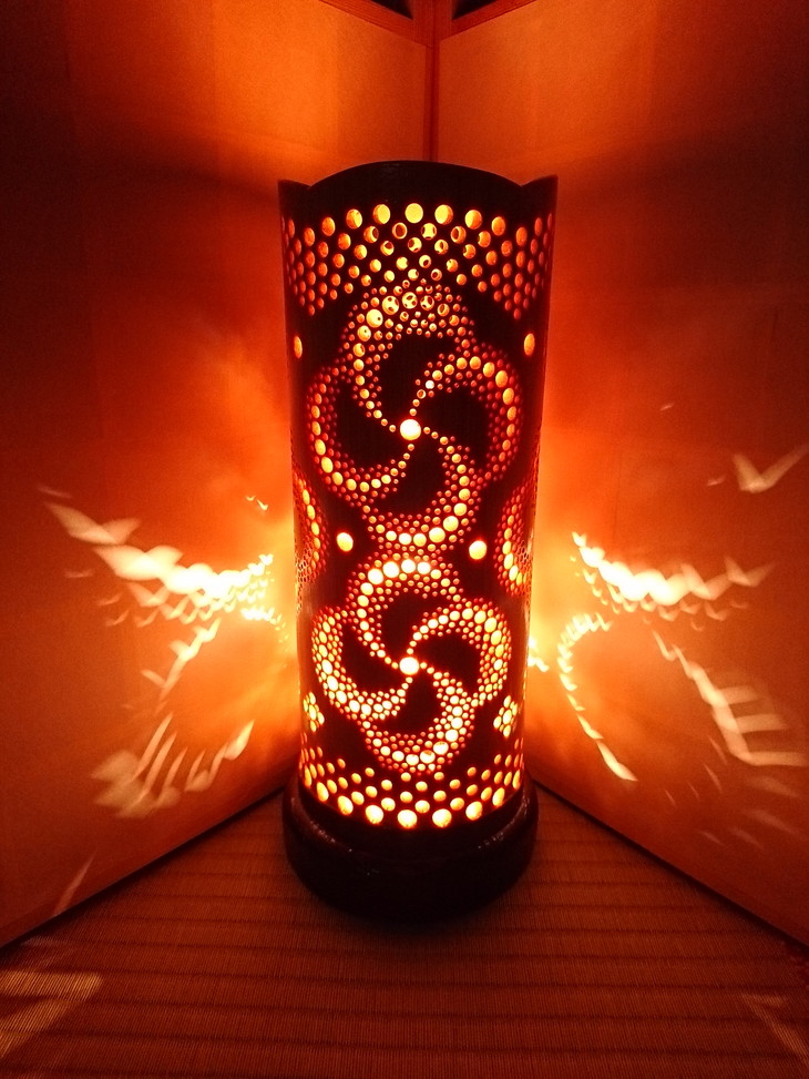 竹あかり カザグルマC-2(表皮剥ぎタイプ)／行灯 照明 間接照明 天然素材 竹細工 フロアランプ 竹灯籠 癒し 環境保全 おうち時間