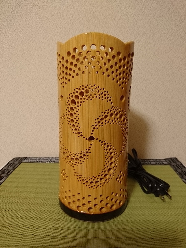 竹あかり カザグルマA-1(表皮焦がしタイプ)／行灯 照明 間接照明 天然素材 竹細工 フロアランプ 竹灯籠 癒し 環境保全 おうち時間