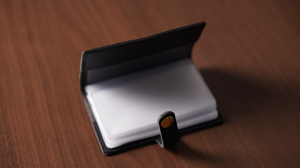 カードホルダー（イタリアレザー　ネブラスカ）：チョコ