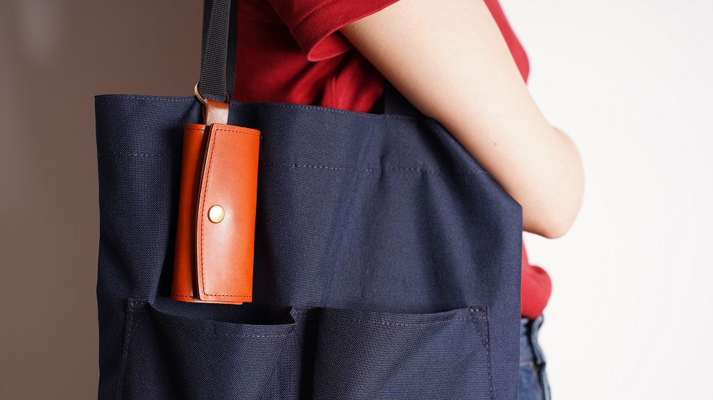 5連 キーケース キーリング 付き 栃木レザー 牛革 日本製 レザー 天然皮革 人気 実用的 車のキー ケース 鍵ケース ギフト 誕生日 プレゼント 還暦 両親 男性 女性 昇進 上司 レディース メンズ シンプル 使いやすい：ブラウン×レンガ 