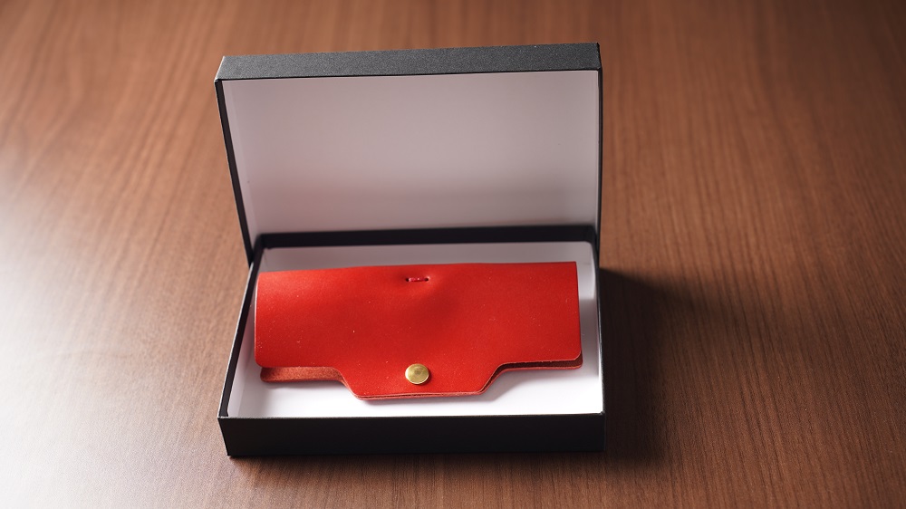 メガネケース 栃木レザー 牛革 日本製 レザー 天然皮革 眼鏡ケース グラスケース 人気 実用的 ギフト 誕生日 プレゼント 還暦 両親 男性 女性 昇進 上司 レディース メンズ シンプル 使いやすい 人気 おすすめ 30代 40代 50代 ASK：ブラック