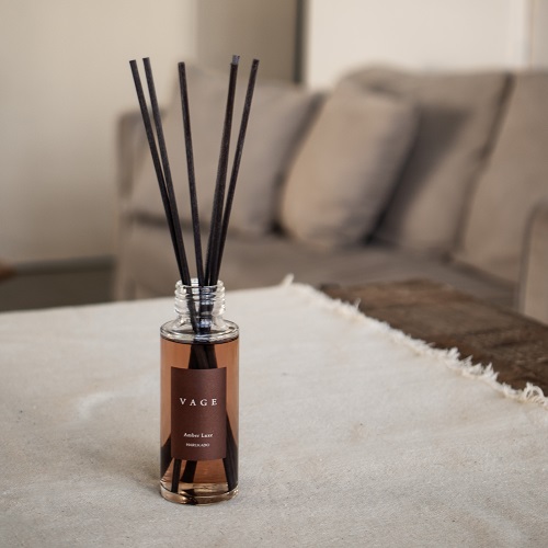 バーグ １００ リード ディフューザー アンバーリュクス 晴香堂 HARUKADO VAGE  ルームフレグランス 芳香剤 インテリア アロマ 香り リビング 玄関 ベッドルーム 車 プレゼント ギフト