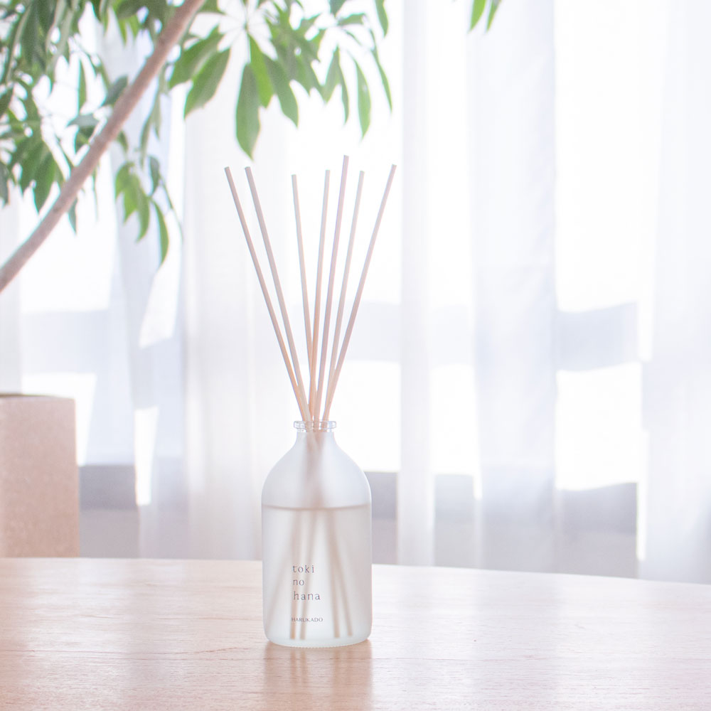 トキノハナ リードディフューザー ジンチョウゲ の 香り 晴香堂 HARUKADO toki no hana 沈丁花 ルームフレグランス 芳香剤 インテリア アロマ 香り リビング 玄関 ベッドルーム プレゼント ギフト