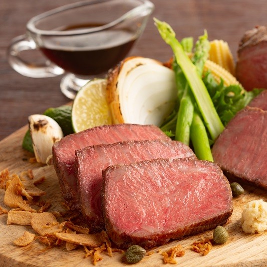 1月13日より順次出荷「松阪牛」ローストビーフ130g×2 /// 和牛 黒毛和牛 お肉 柔らかい ジューシー ローストビーフ国産 人気 ワイン 厳選 ヘルシー 冷凍 ギフト 贈答 簡単調理 奈良県 広陵町