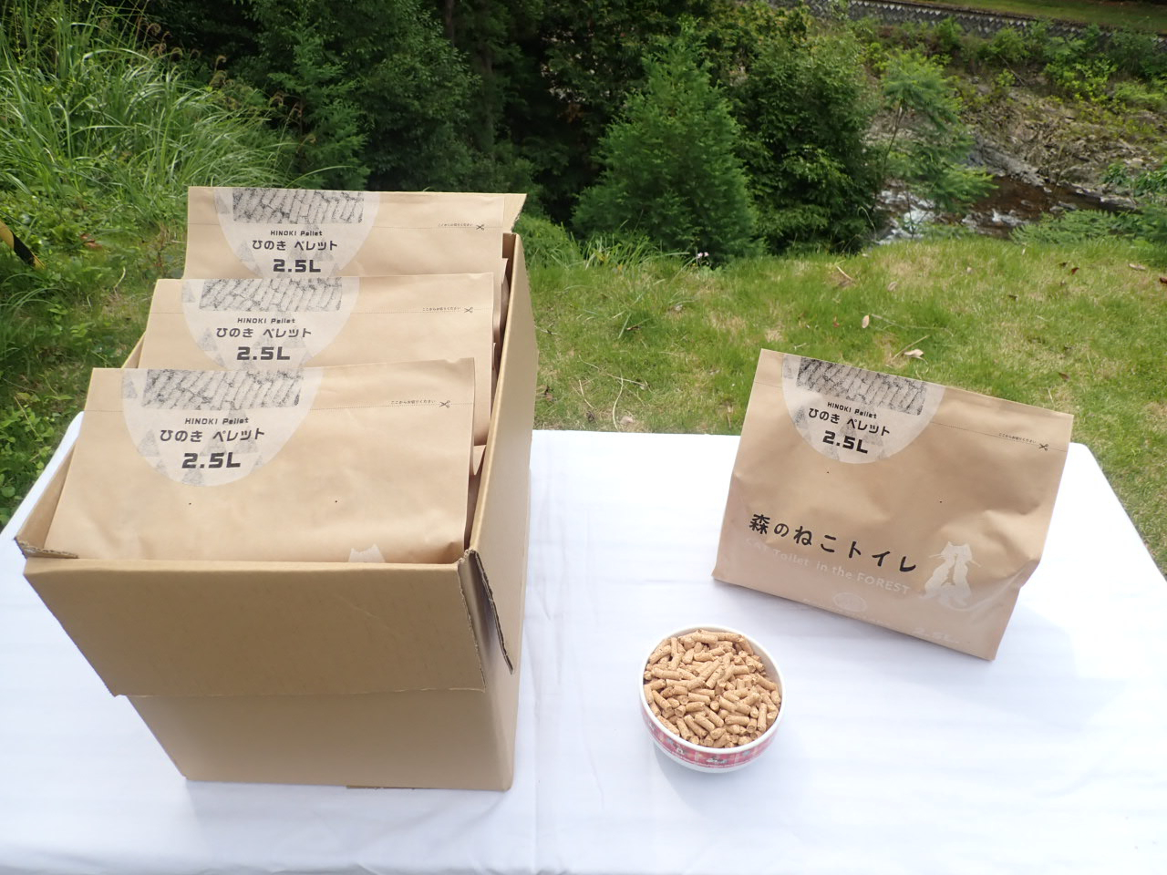 N912 【全3回定期便】森のねこトイレ　くずれるタイプ（2.5Ｌ×６袋）×全３回　川口建設株式会社