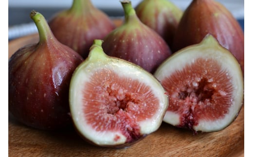 M244　完熟いちじく　２４個入り