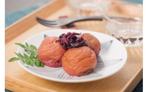 M064　紀州南高梅しそプレミアム塩分約６％