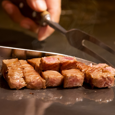 M398　熊野牛　ステーキ懐石（ヒレ・サーロイン・モモ）　計６５０ｇ