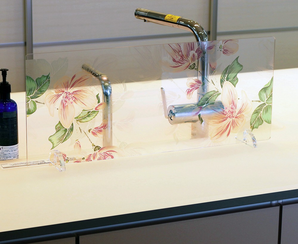 キッチン水はねガードアクリルボード　エレガント60cm