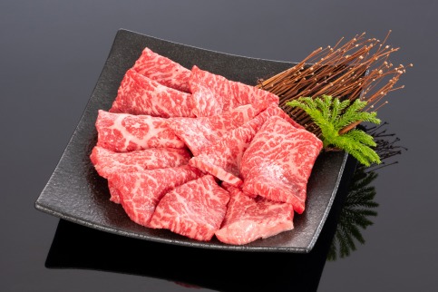 高級和牛「熊野牛」 特選モモ焼肉 900g 4等級以上［MG34］