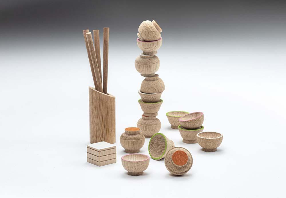 ぐらりお椀さん 玩具 おもちゃ