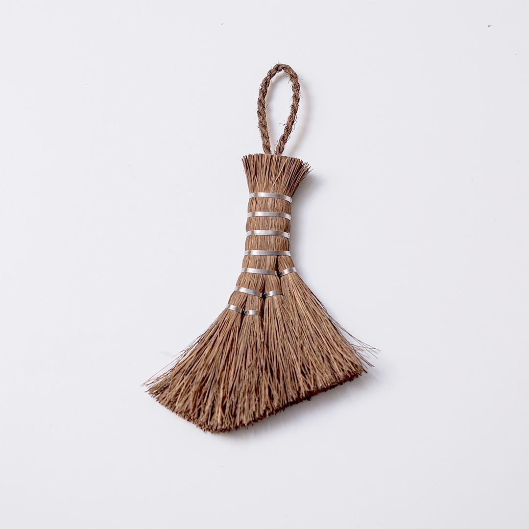 高田耕造商店 しゅろのやさしい小ぼうき 四玉 とさか