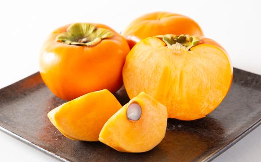 【先行予約:2026年配送】太陽の光をたっぷり浴びた松岡農園の富有柿(2L　12個)【1090793】