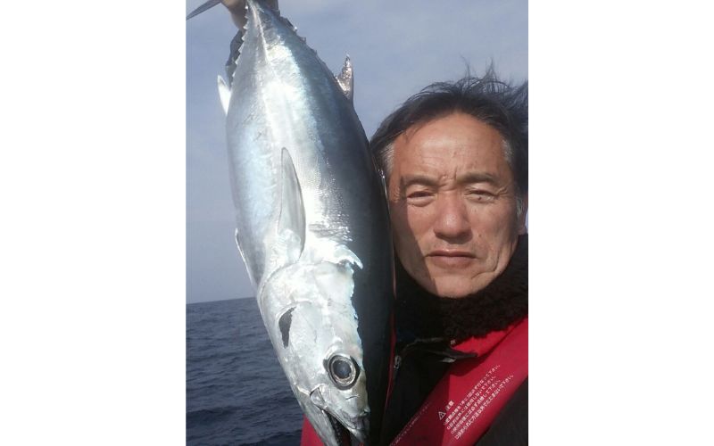 未来丸 釣り体験 1名様分  和歌山県田辺市 /  農家 民泊 旅行 宿泊  食事付き 旬食材 癒し 自然 田舎 体験 宿 和歌山 田辺市【mri004】