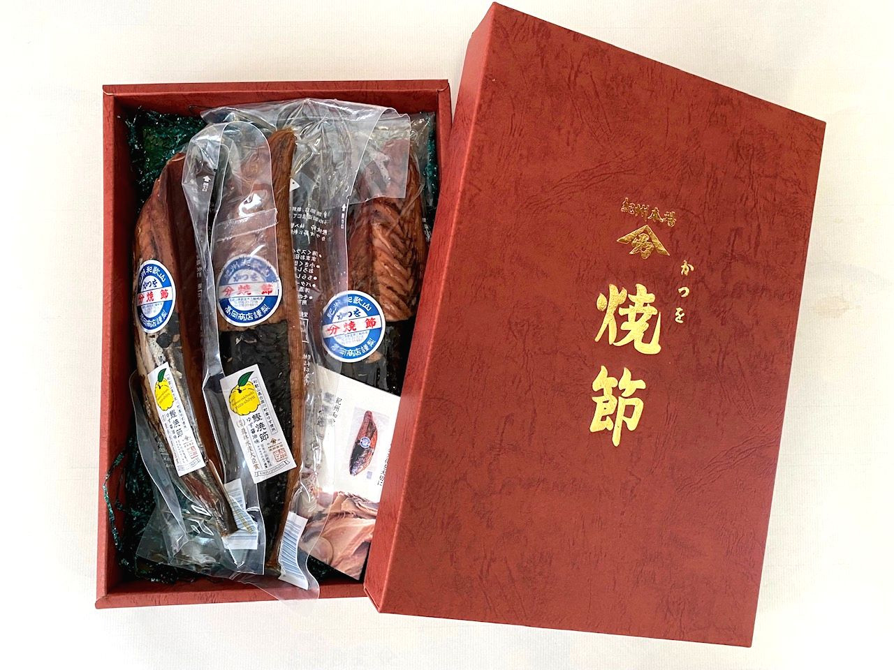 鰹焼節セット （亀節×1本、ゆずしょうゆ味×2本） 焼節にこだわって120年 / 生節 なまぶし なまり節 鰹 節【tka001B】