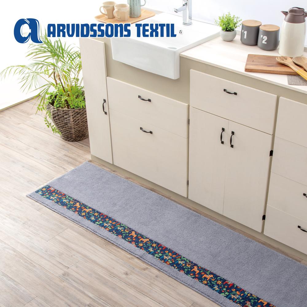 北欧の「幸せを運ぶ馬」ダーラヘスト柄のキッチンマット　ライトグレー(縦50cm×横120cm)