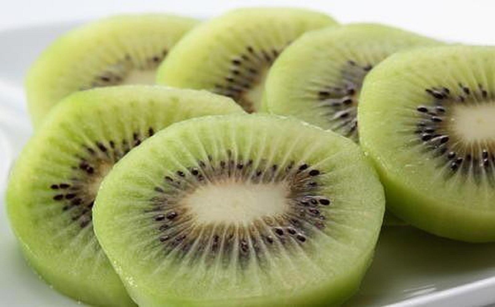 和歌山九度山町産 キウイフルーツ 約3.6kg (玉数おまかせ 24玉～36玉のいずれか 秀品)★ 2027年1月中旬頃より順次発送