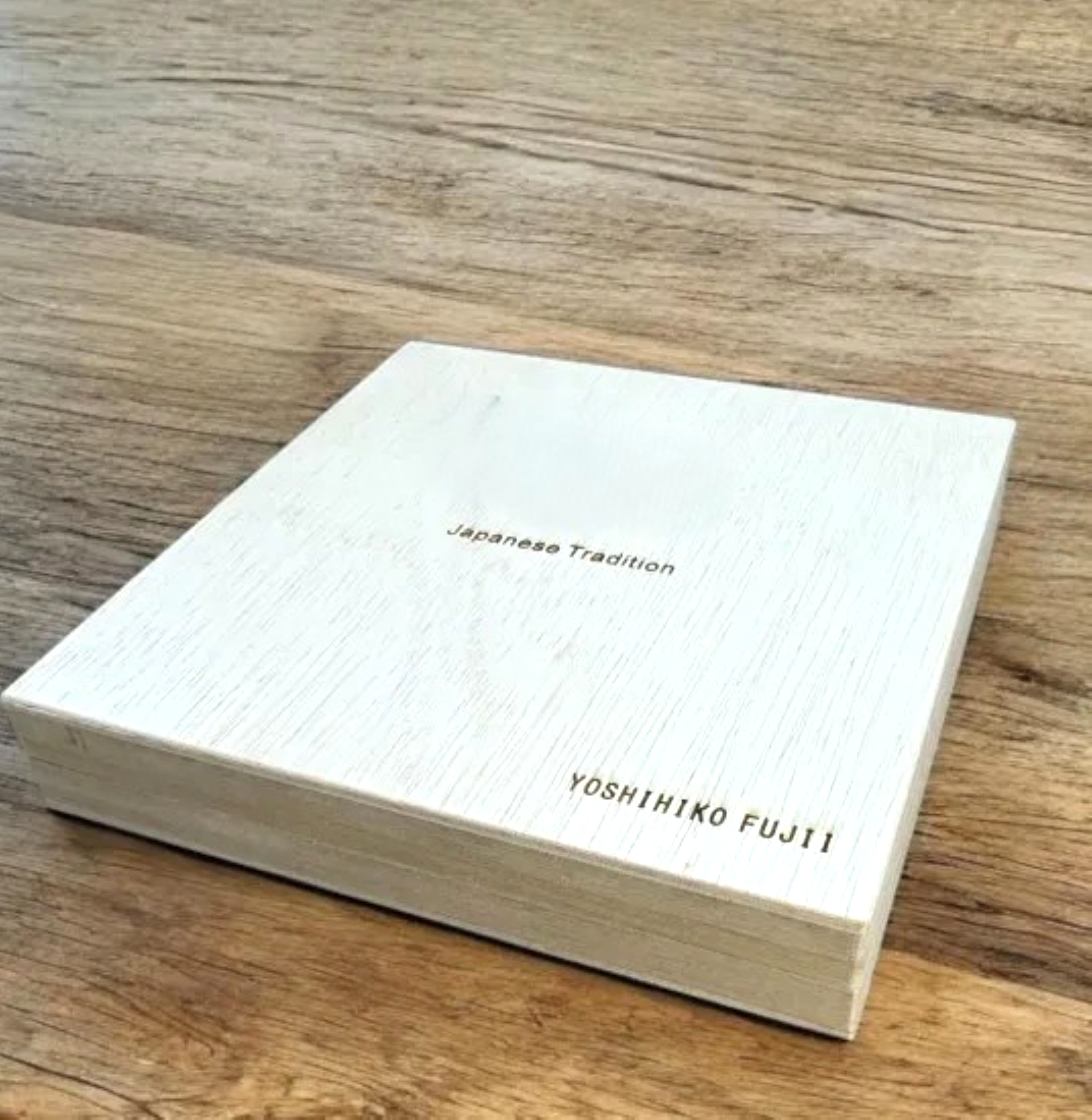 丸小皿 紅葉 純白 ［NF270］