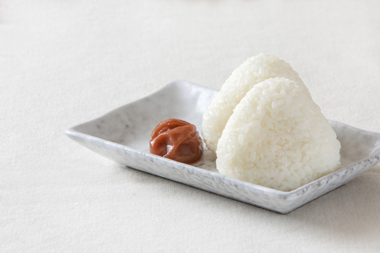 しそかつお梅干し1kg [2L～3L混合]ご家庭用 C級品 紀州南高梅 和歌山産 紀伊国屋文左衛門本舗  ［TC30］