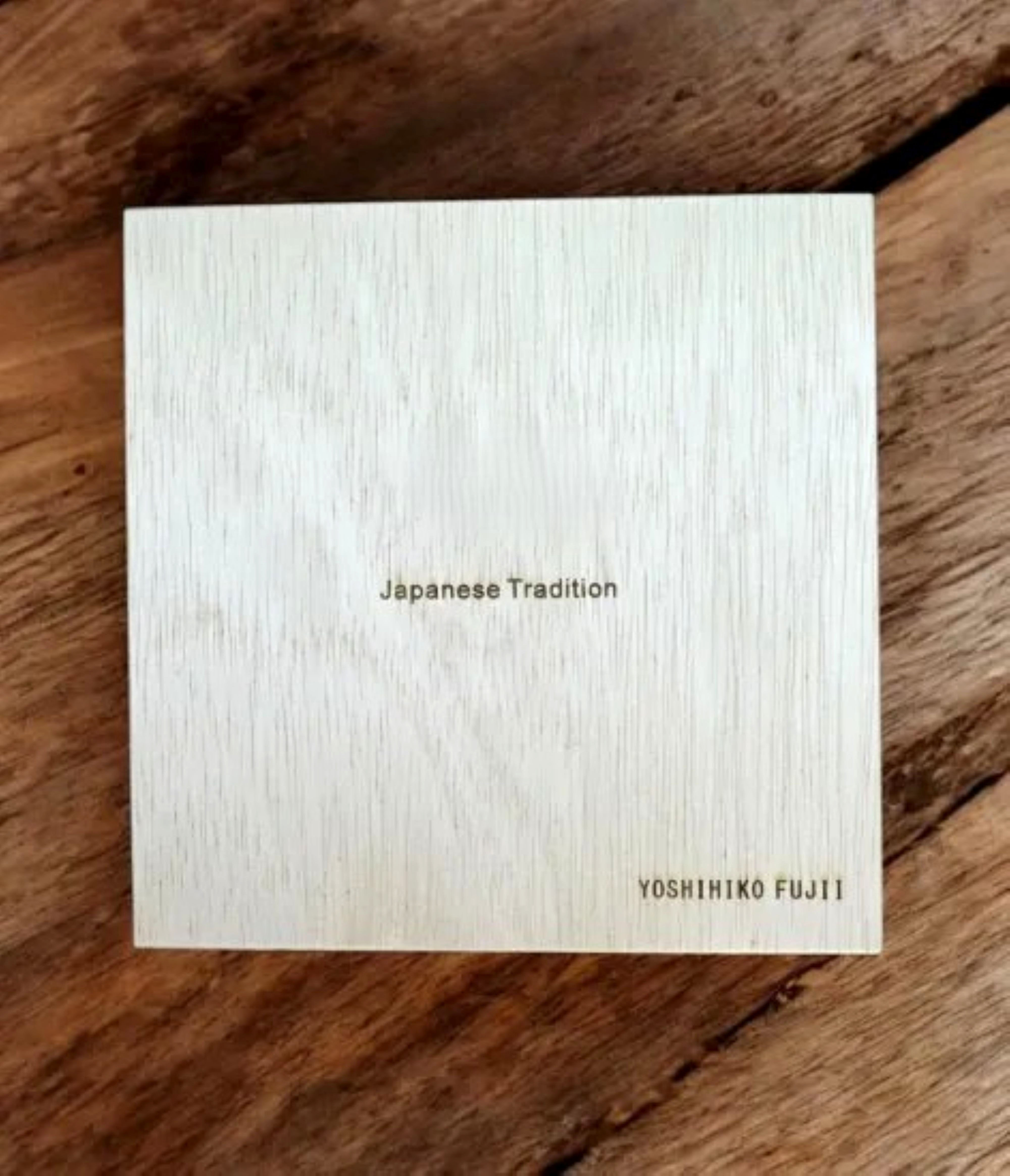 丸小皿 紅葉 梨地レッド ［NF269］