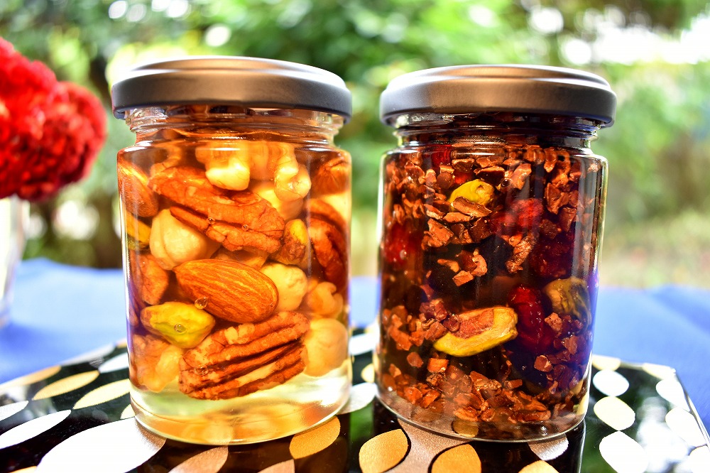 繝翫ャ繝繝サ繝峨Λ繧、繝輔Ν繝シ繝縺ョ陷り惧貍ャ 蟲繝励Ξ繝溘い繝2遞ョ繧サ繝繝医占酔(MOE)縲代千私(KURO)縲 縲心W58縲