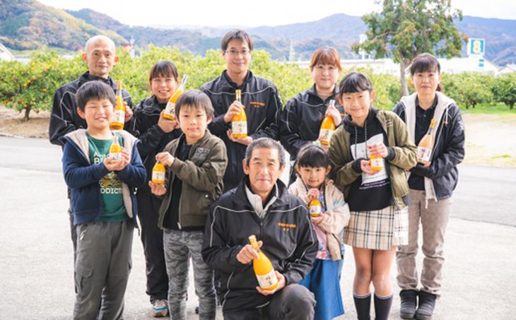 ZY6001n_ææš¹åçŽã®åœ æç°ã¿ãã ãã©ã³ã ãžã¥ãŒã¹ å³çïŒããããïŒ720mlÃ3æ¬ ã»ãããåæå±± ã¿ãããžã¥ãŒã¹ ãã«ã³ãžã¥ãŒã¹ ã¹ãã¬ãŒã ç¡æ·»å ææ±100% æç°ã