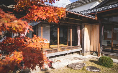 Z6115_創業86年 昭和初期の料理旅館 ペア 宿泊券 1泊2食付き 「くえ プラン」 2名様