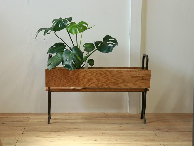 家具 アイアンとオークのプランター カバン置き