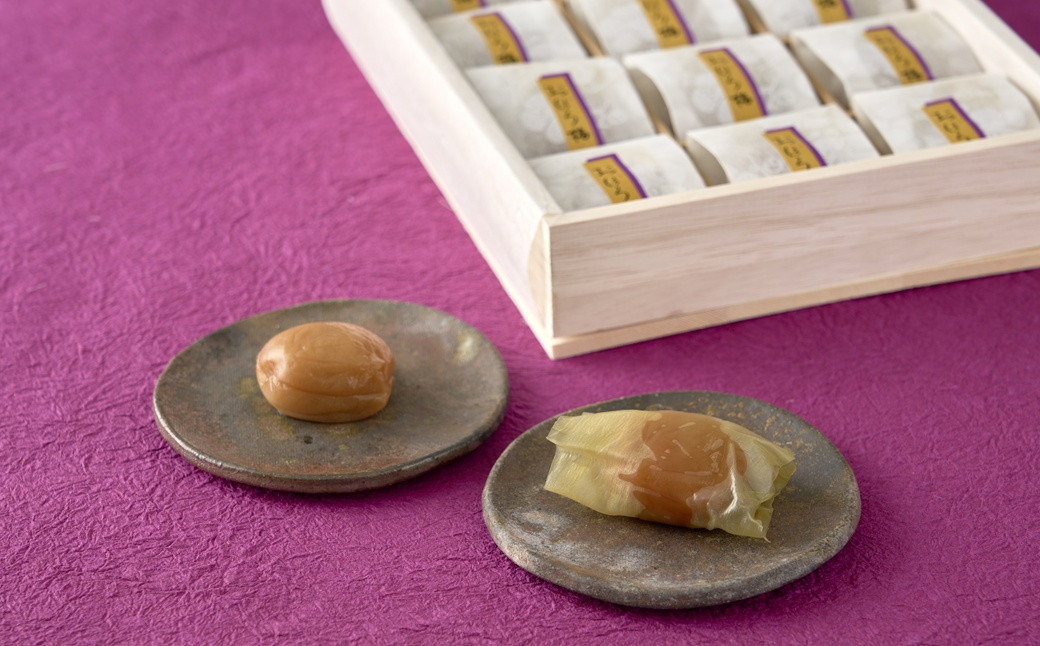 白板昆布巻おぼろ梅 12粒 ［Kn24］