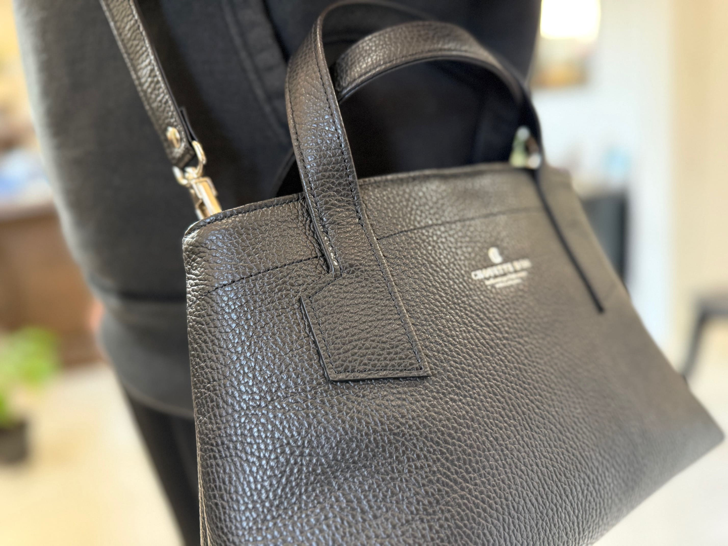 革職人が作った本革トートバッグXSシュリンク【ブラック】