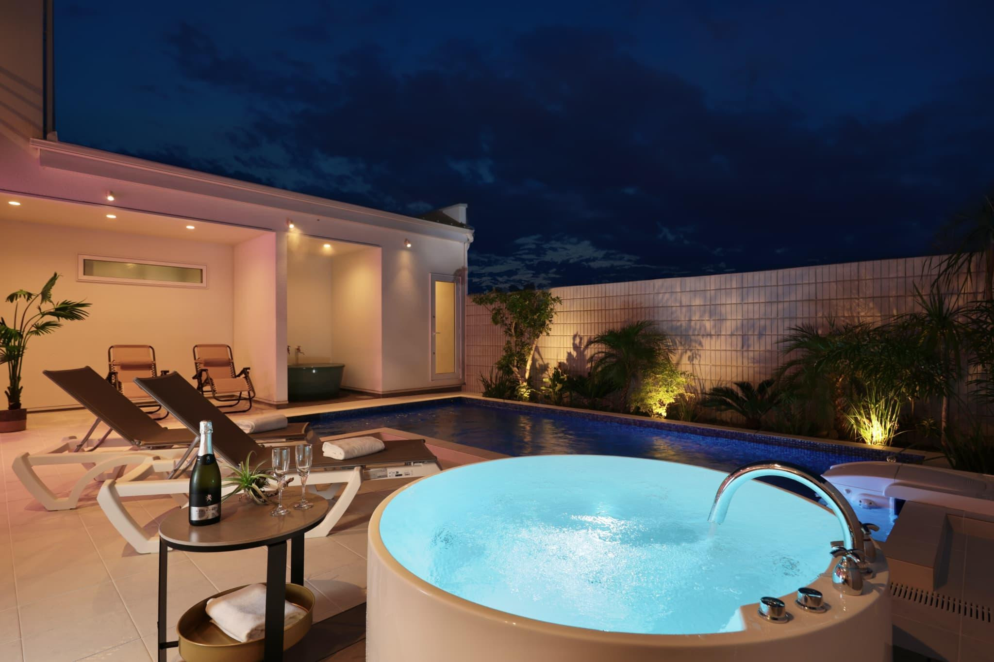 ãã¯ãªã¹ã¿ã«ãŽã£ã©çœè¯æµããŒãããã©ã€ããŒãããŒã«ã»ãµãŠãä»ããŽã£ã© ãã¢å®¿æ³