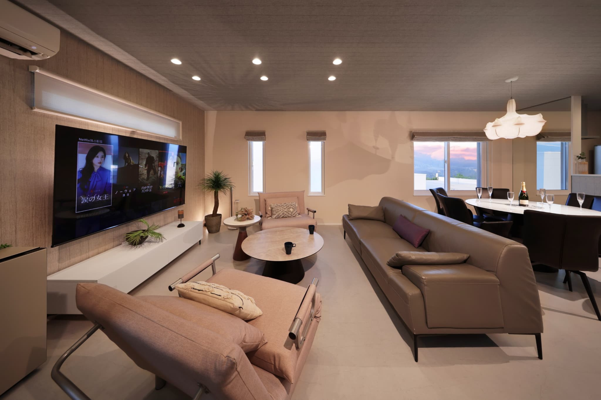 ãã¯ãªã¹ã¿ã«ãŽã£ã©çœæµã宀å
æž©æ³ä»ãŽã£ã©(ãã¢å®¿æ³åž)