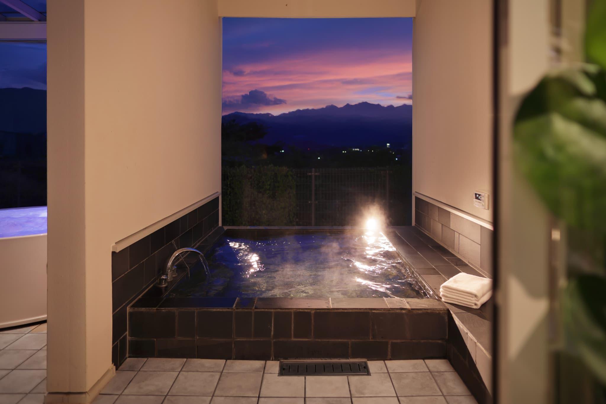 【クリスタルヴィラ白浜】ペットと泊まれる露天温泉付きスイートヴィラ ペア宿泊