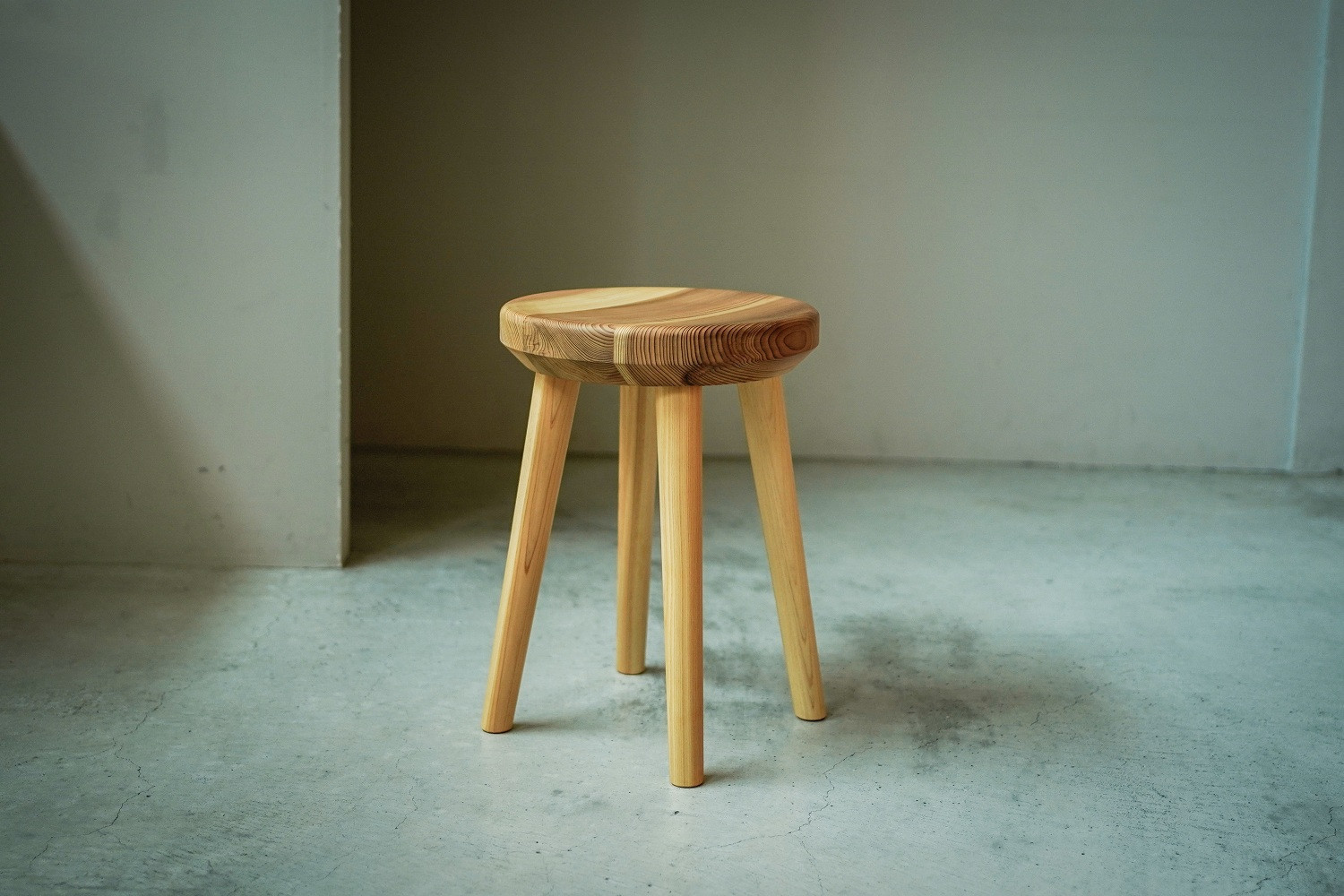 æã®äžžã¹ããŒã« 座é¢320mm à é«ã440mm