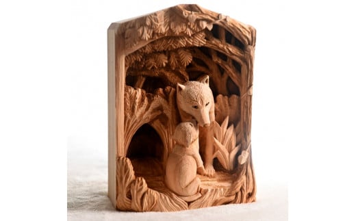 [Art] 秘境の地にて～幻のニホンオオカミ～ / 木彫り 彫刻 アート 作品 【hms041】