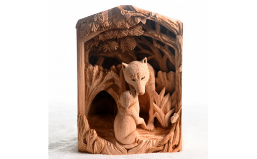 [Art] 秘境の地にて～幻のニホンオオカミ～ / 木彫り 彫刻 アート 作品 【hms041】