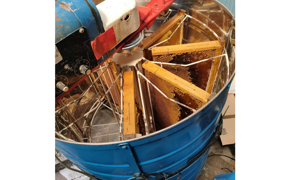 948.鳥取の花の香りを食卓へ。天然はちみつ3瓶セット（百花蜜、アカシア、トチ）67g×各1瓶（計3瓶） 蜂蜜 ハチミツ ハチ蜜 鳥取県産◇日本全国配送可能