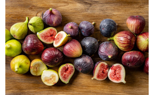 1004.冷凍いちじく（皮付き）1kg