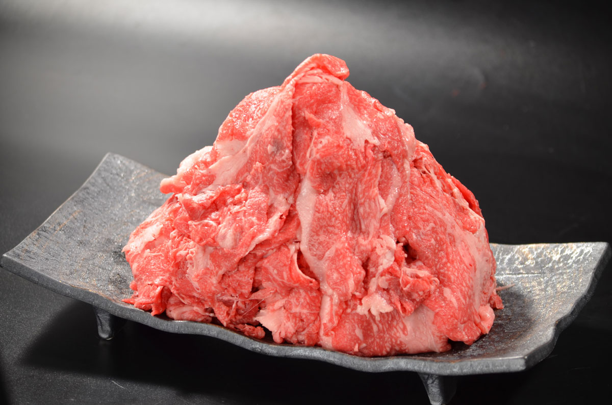 鳥取和牛 希少部位の焼肉＆大容量切り落とし（希少部位焼肉：500g、切り落とし：300g×5P）【やまのおかげ屋】HN050-001