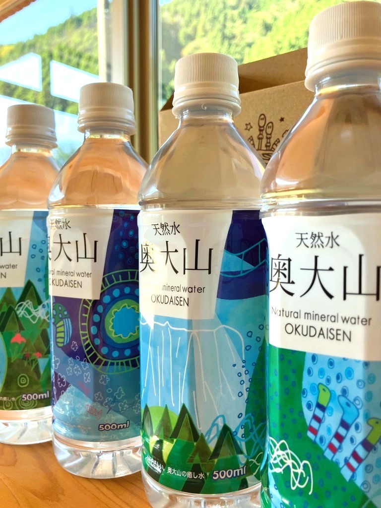 天然水奥大山 限定ラベル仕様 １箱 500ml×24本入り（鳥取県江府町×バディアートプロジェクト）1077