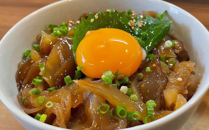 島根県沖の恵み！【鮮度抜群】白イカ(ケンサキイカ)沖漬け 130g×1個  島根県松江市/海ひこ株式会社 [ALDY016]