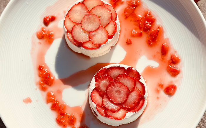 朝摘みイチゴのクレームダンジュ 4個セット 島根県松江市/株式会社フローネ [ALGN002]