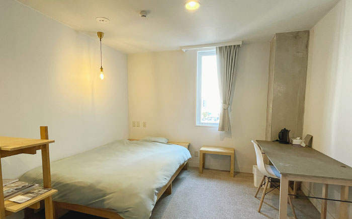 ホテル煎 SEN 宿泊クーポン|シンプルで機能的な松江の滞在 7,500円分クーポン 寄附額2.5万円 25,000円 島根県松江市/株式会社graphs [ALHL003]