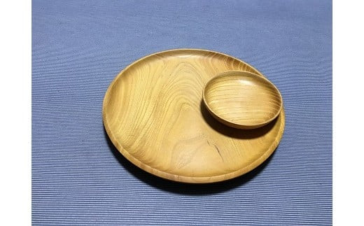 【木の器】7寸パン皿×1枚、3寸豆皿×1枚