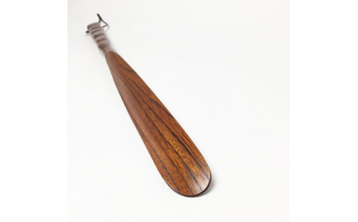 けやき　手彫り靴べら　漆塗り